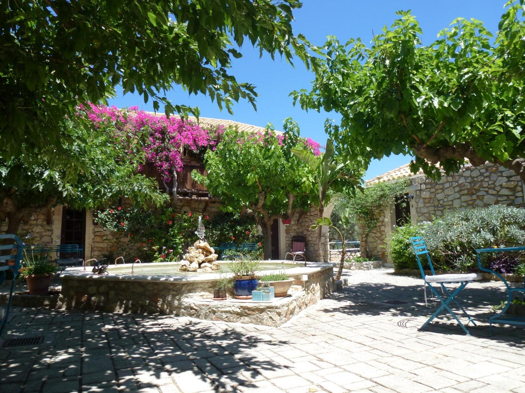 Tsivouli Accommodation Lithakia  Dış mekan fotoğraf