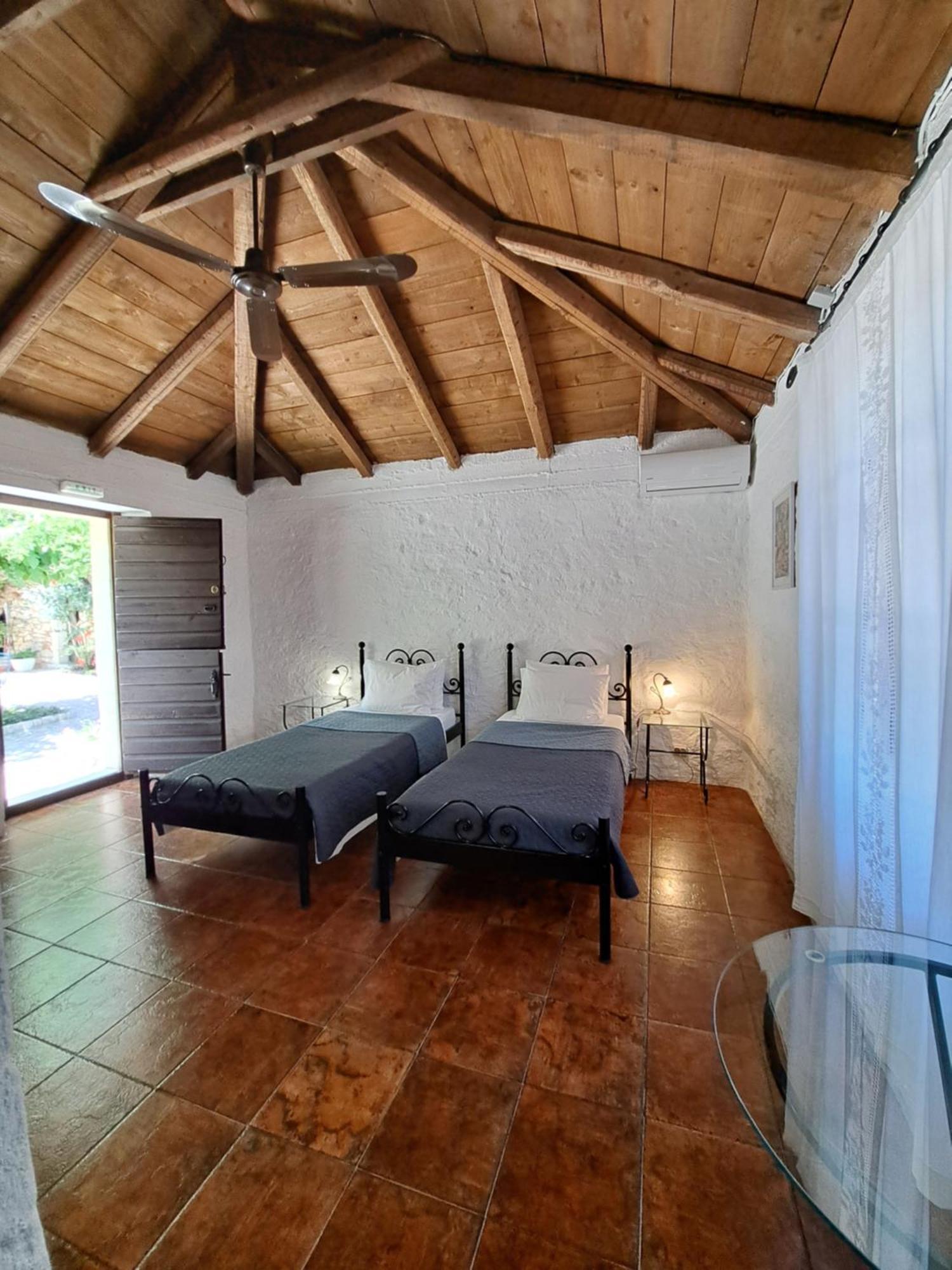 Tsivouli Accommodation Lithakia  Dış mekan fotoğraf
